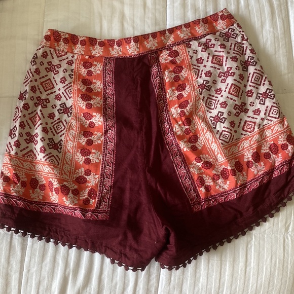 High rise shorts - Picture 2 of 4